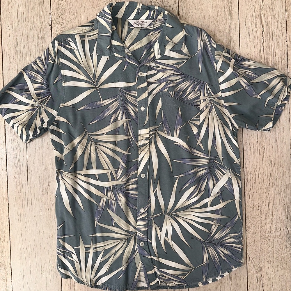 Vintage Cotton On Men’s Green Button-Up Shirt